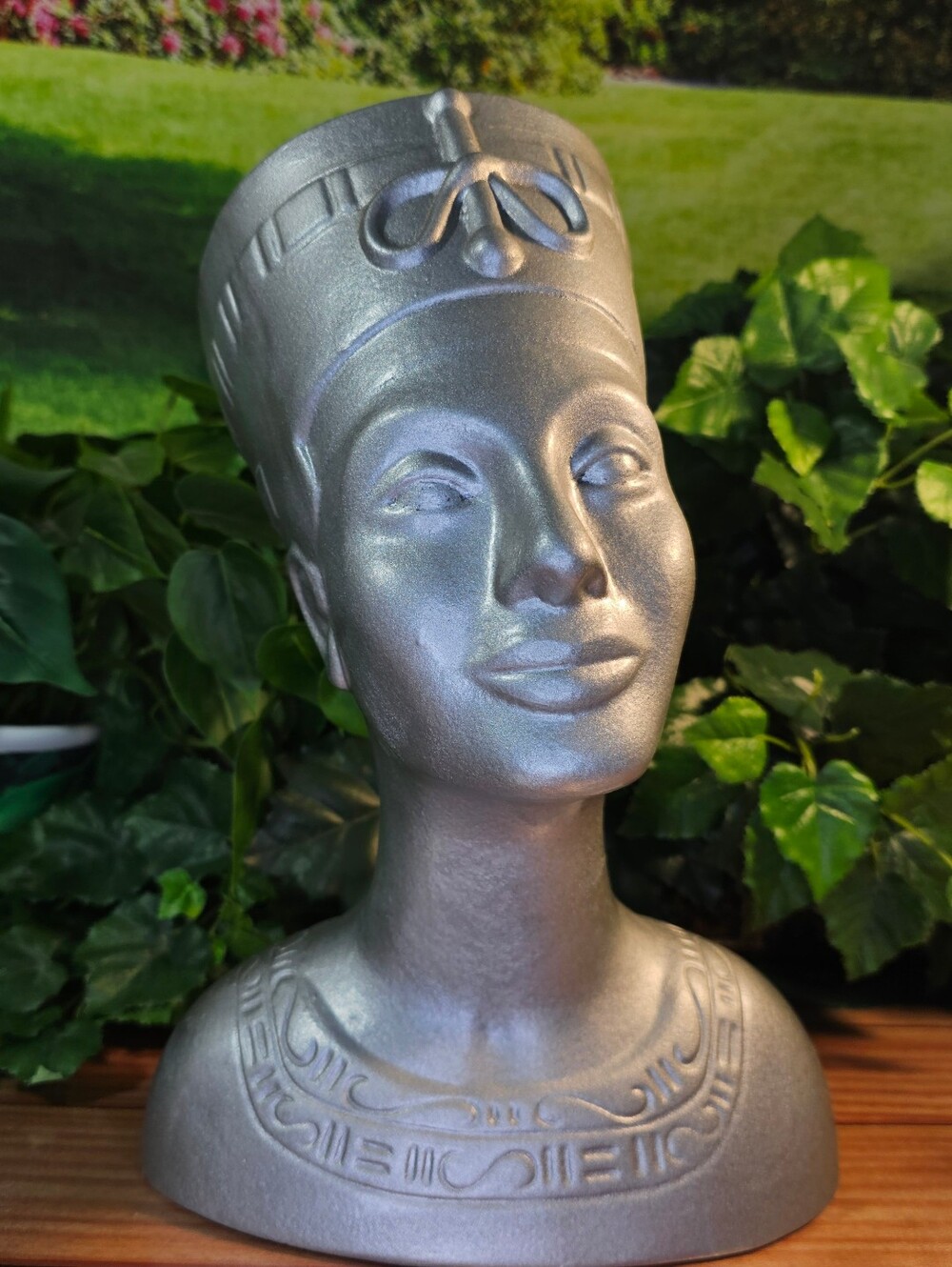 Queen Nefertiti Sculpture Statue Figuring for home deco